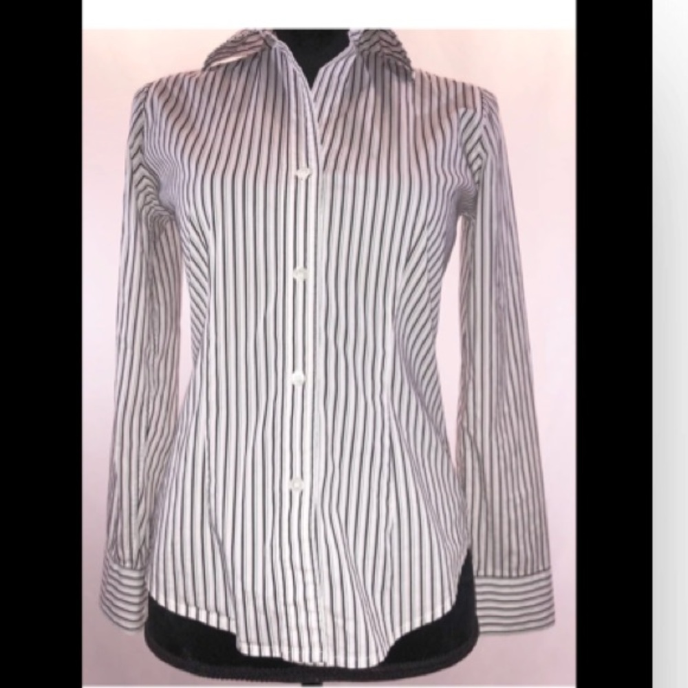 The Limited fitted stretch striped pattern size XS